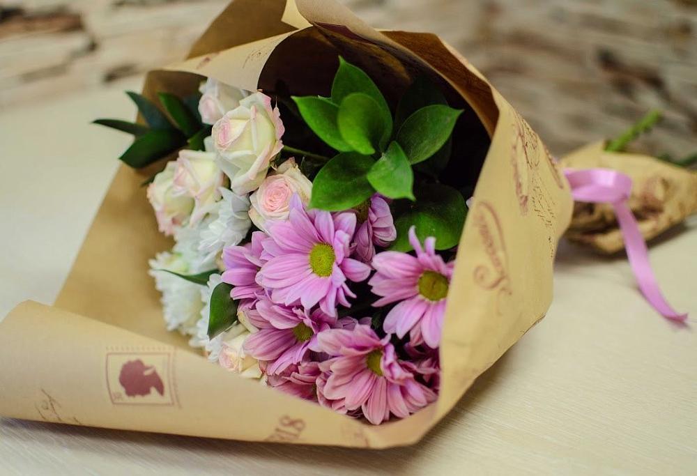 Букет цветов из: Розы и Хризантемы в Первомайском Челябинской области