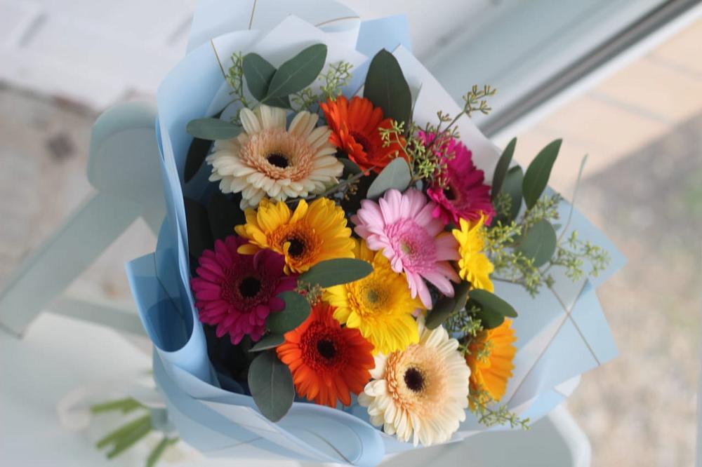 Букет цветов из: Герберы в Первомайском Челябинской области