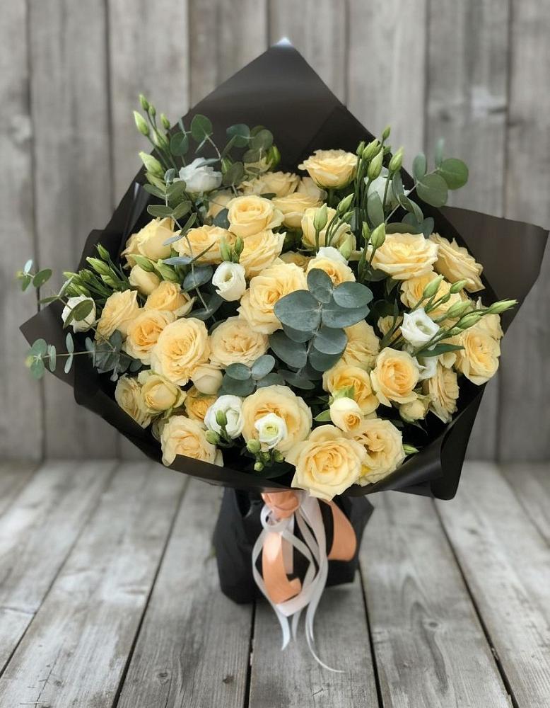 Букет цветов из: Розы и Лизиантусы в Первомайском Челябинской области