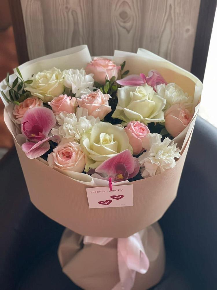 Букет цветов из: Орхидеи, Розы и Гвоздики в Первомайском Челябинской области