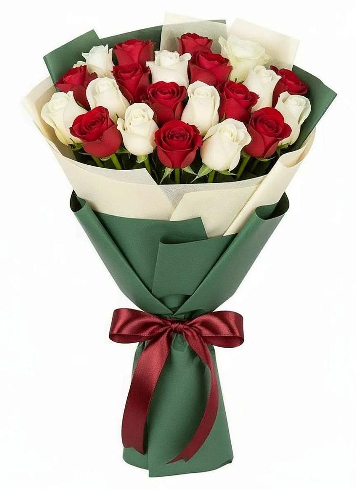Букет Микс из красных и белых роз в Первомайском Челябинской области