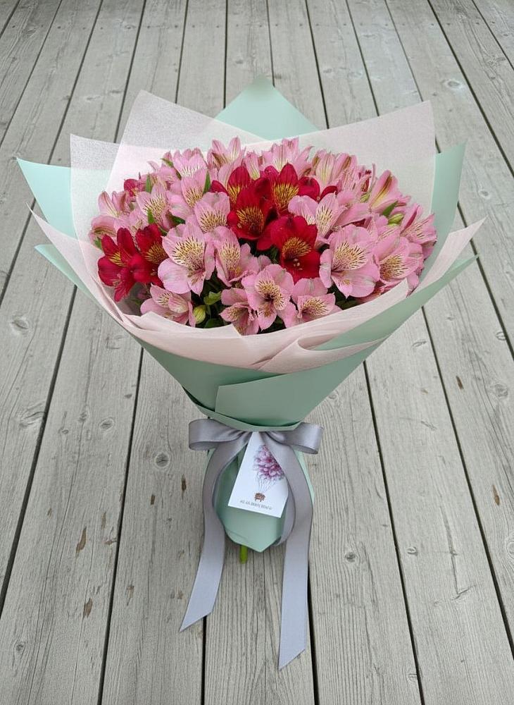 Букет цветов из: Альстромерии в Первомайском Челябинской области