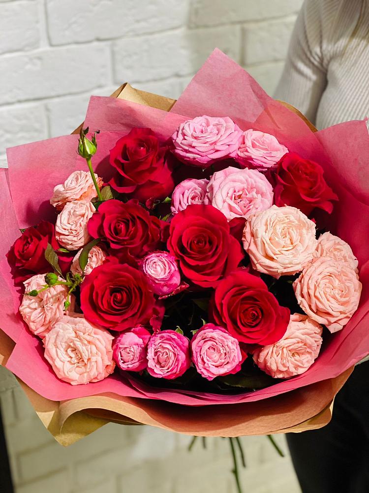 Букет цветов из: Розы в Первомайском Челябинской области