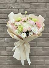 Букет цветов из:  Гвоздики, Розы, Лизиантусы и Хризантемы в Первомайском Челябинской области