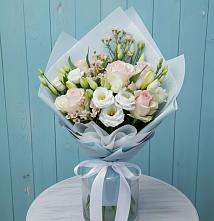 Букет цветов из:  Розы и Лизиантусы в Первомайском Челябинской области