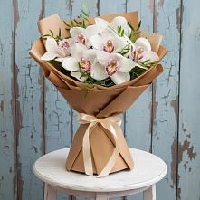 Букет цветов из:  Орхидеи и Розы в Первомайском Челябинской области